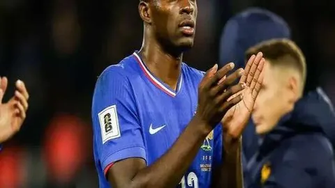 英国反家暴团体对曼联球星安东尼提出指控，要求曼联严肃处理